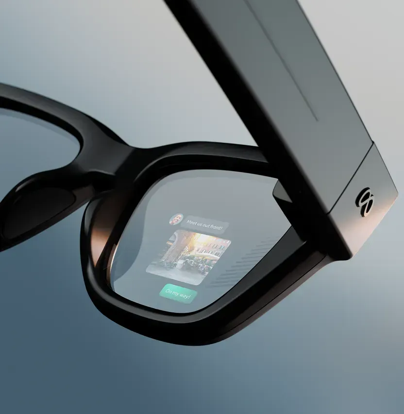 Nahaufnahme des Displays im Brillenglas